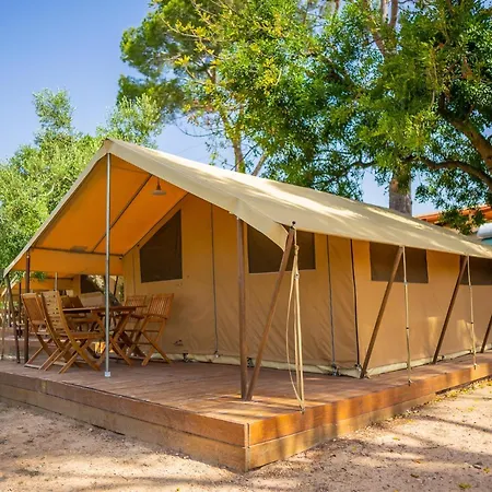 Caban * 坎布里尔斯